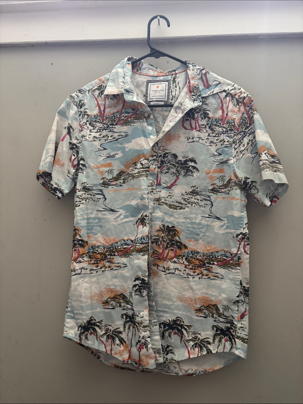 Denim & Flower Light Blue Tropical Print Short-Sleeve Button-Down Shirt
